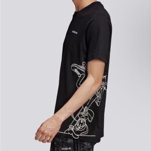 Adidas Originals x Disney Goofy Skateboard t shirt PIN INCLUDED